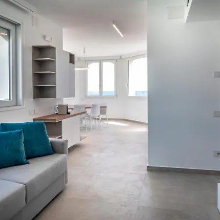 Apartmán M447 - Marcelli, Nuovissimo Trilocale Fronte Mare In Con Piscina
